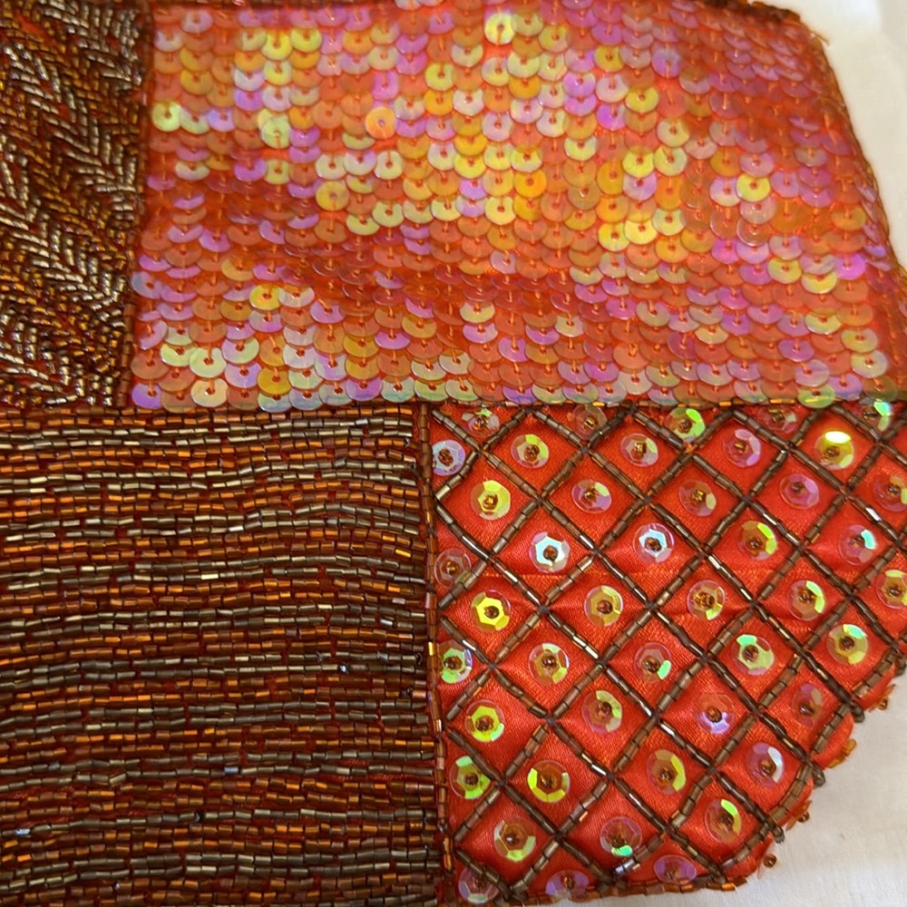 Beautiful sequined handbag - Picture 3 of 7